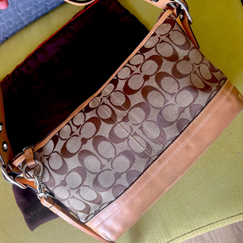 Coach Y2K Soho East West Beige Jacquard Suede Demi Shoulder Tote Bag 9363